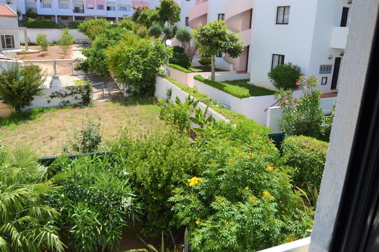 Apartamento Espacoso Com Estacionamento Incluido Portimão Exterior photo